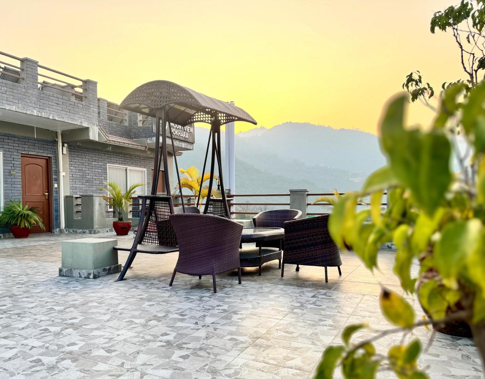 Mount View Pokhara Hotel Ngoại thất bức ảnh