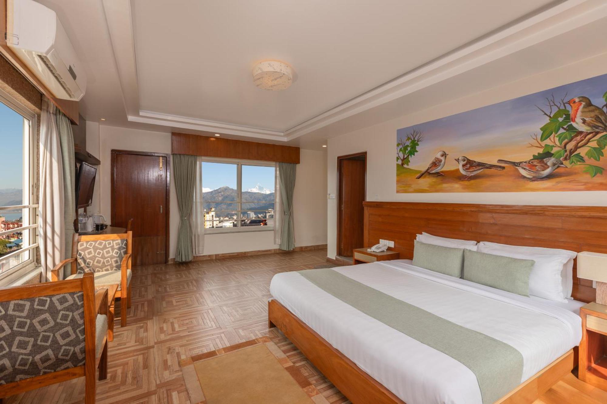 Mount View Pokhara Hotel Ngoại thất bức ảnh