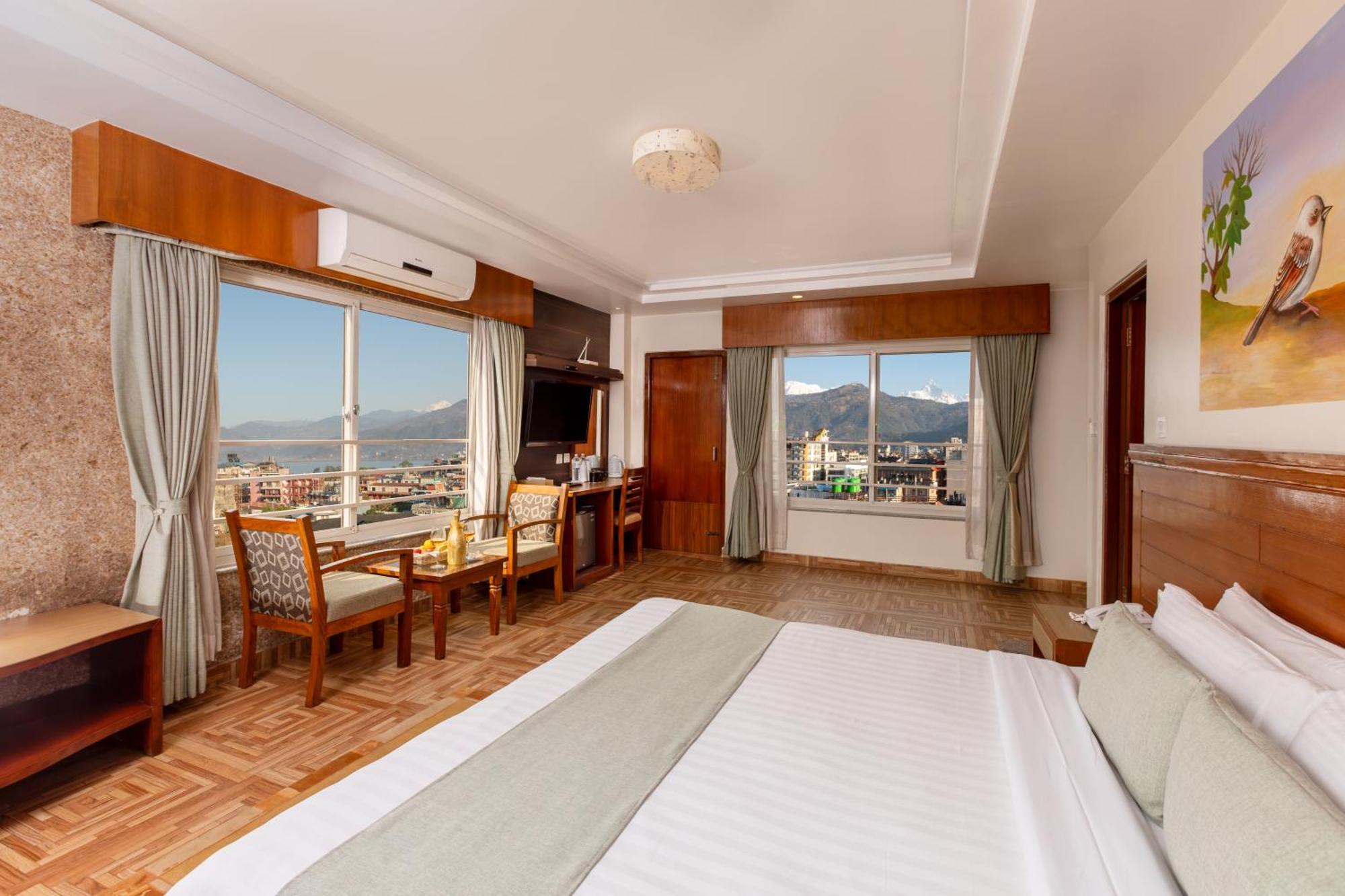 Mount View Pokhara Hotel Ngoại thất bức ảnh