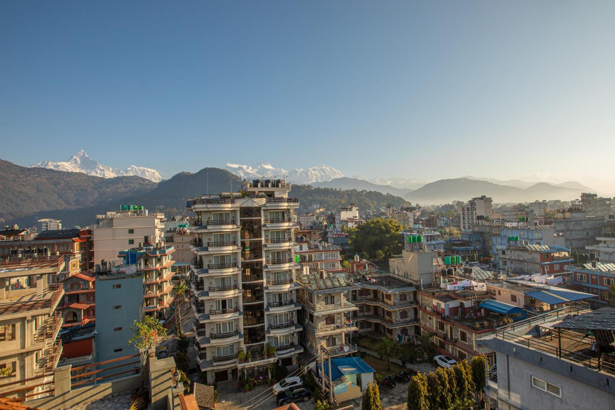 Mount View Pokhara Hotel Ngoại thất bức ảnh