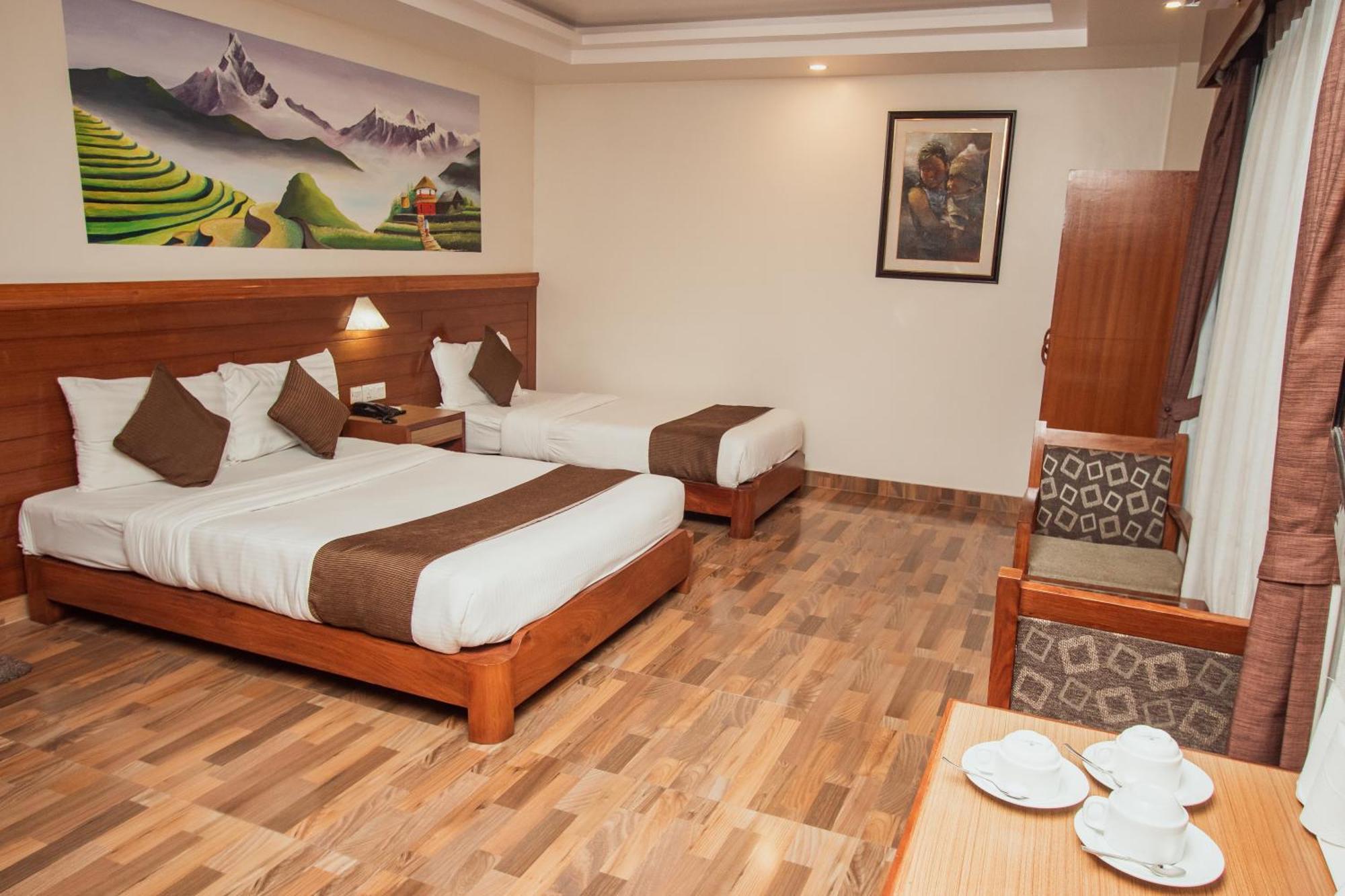 Mount View Pokhara Hotel Ngoại thất bức ảnh
