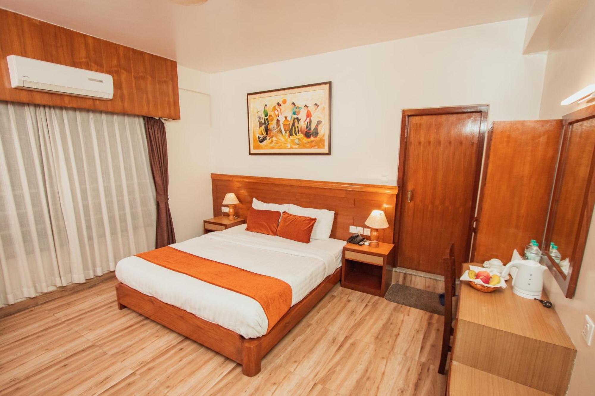 Mount View Pokhara Hotel Ngoại thất bức ảnh