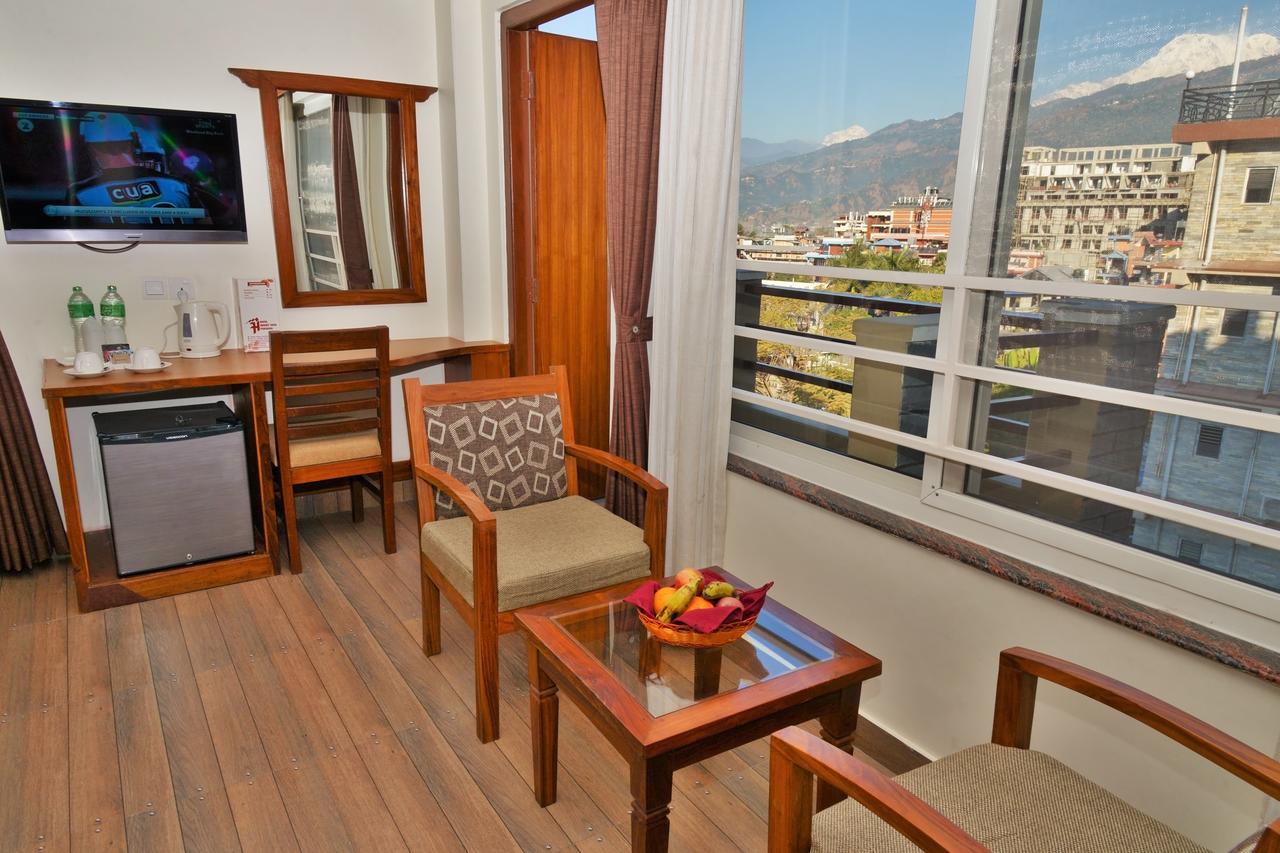 Mount View Pokhara Hotel Ngoại thất bức ảnh